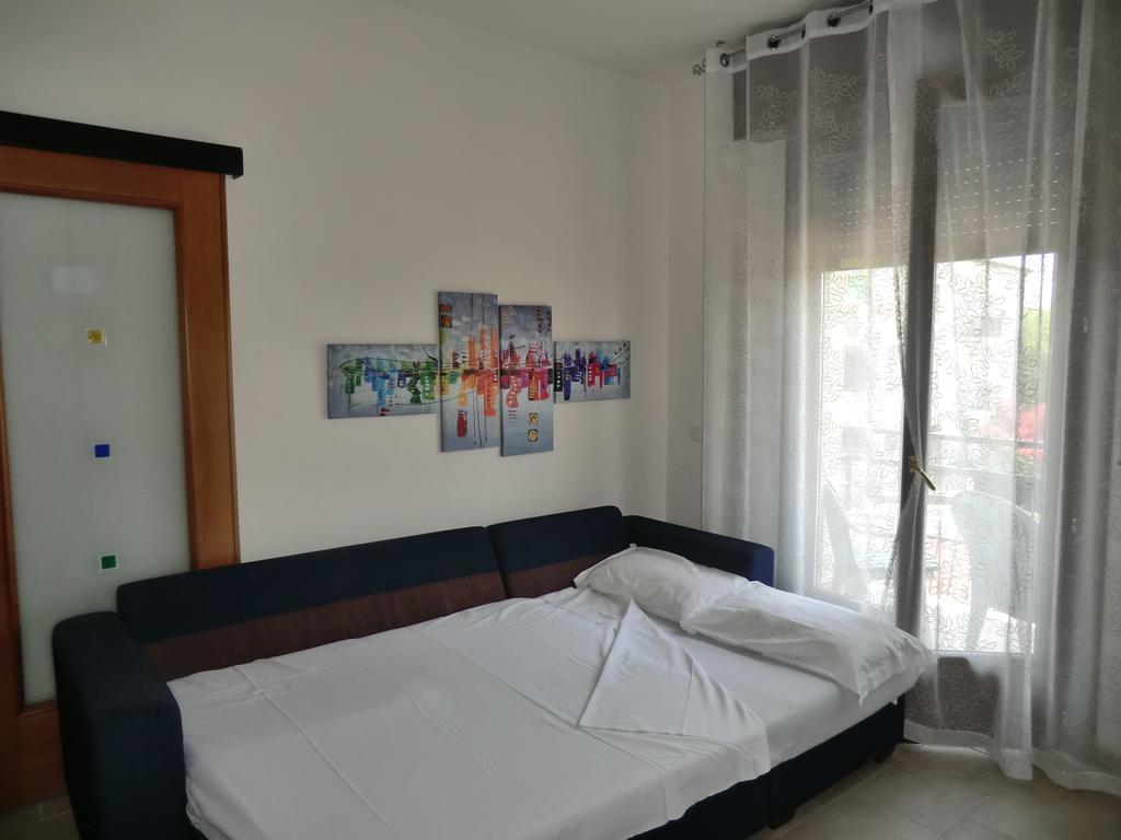 Salvi Apartman Peschiera del Garda Szoba fotó